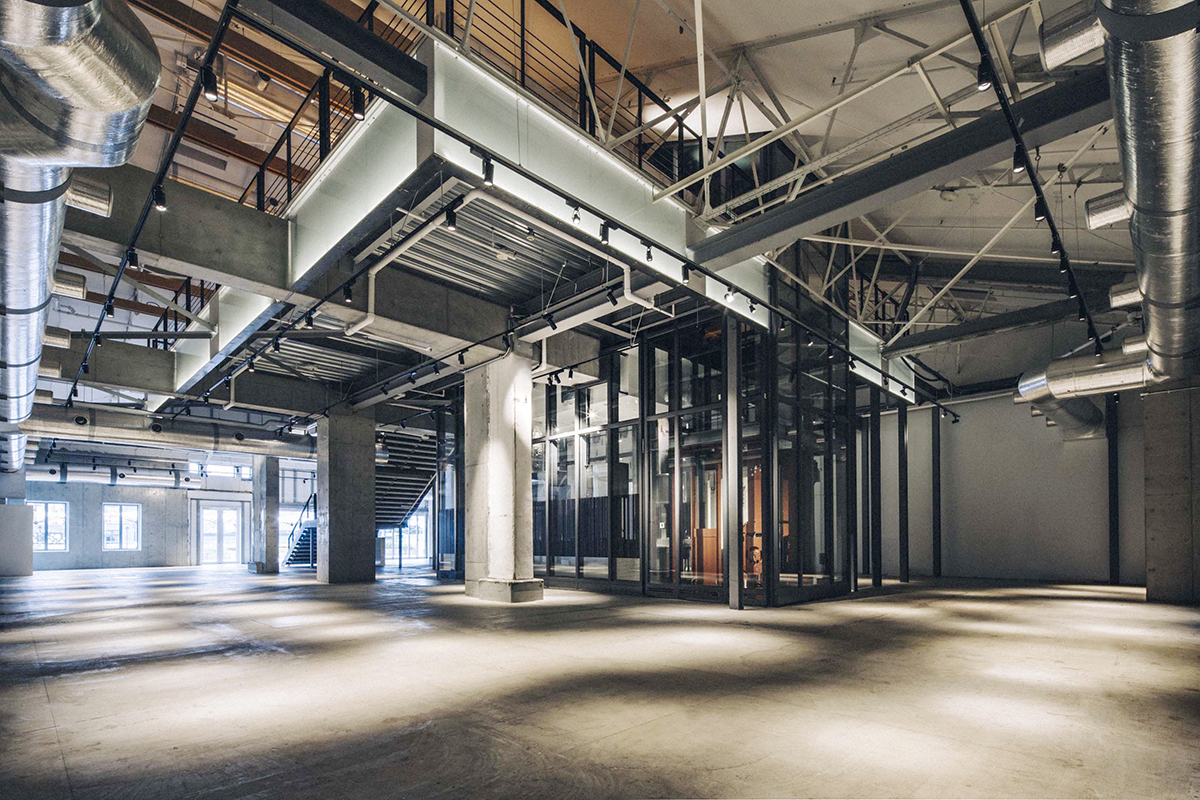 candidoll B&C HALL | SERVICE | 寺田倉庫 Warehouse TERRADA