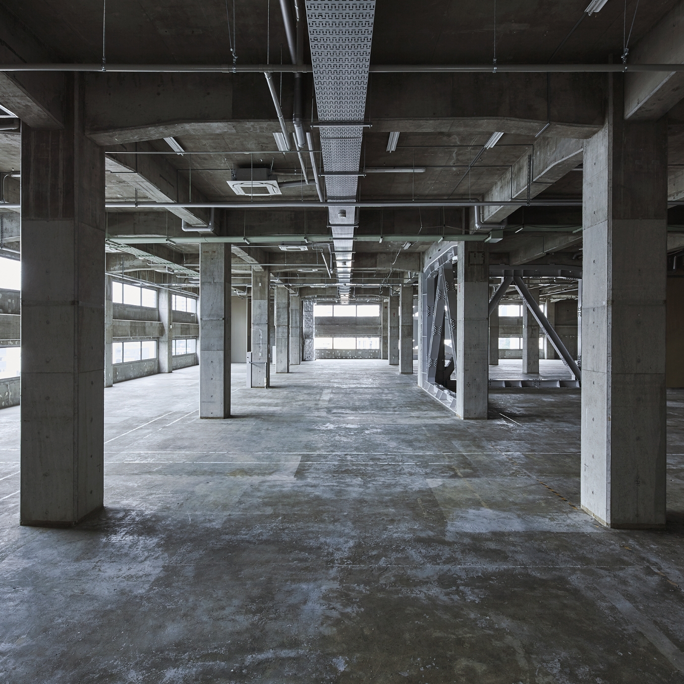 ABOUT 寺田倉庫 Warehouse TERRADA